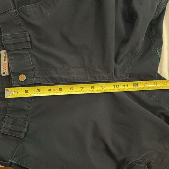 5.11 Tactical Navy Blue Taclite EMS Pants Mens Size 36x32 74363-724 - Picture 6 of 14